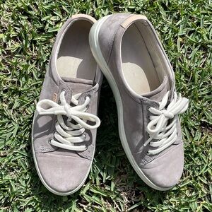 Ecco Gray Sneakers size 9/40